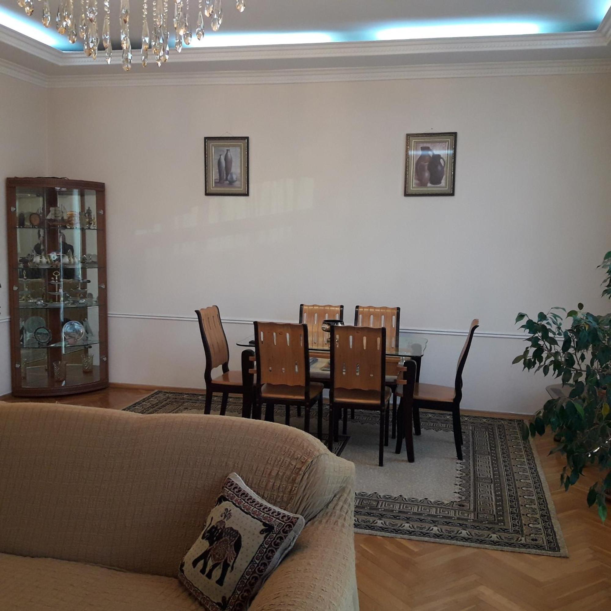 Neftiannikov Avenue Apartment Baku Ngoại thất bức ảnh