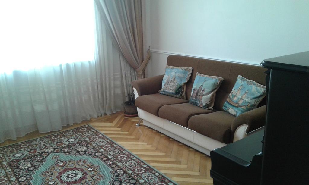 Neftiannikov Avenue Apartment Baku Ngoại thất bức ảnh